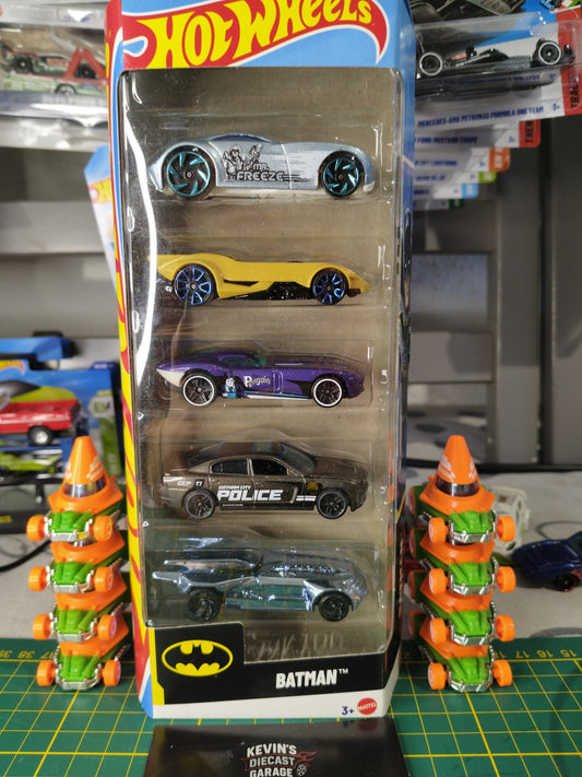 BATMAN⢠5-Pack Hot Wheels