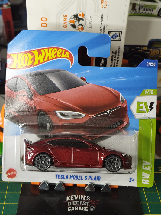 TESLA MODEL S PLAID NR9/250 2025