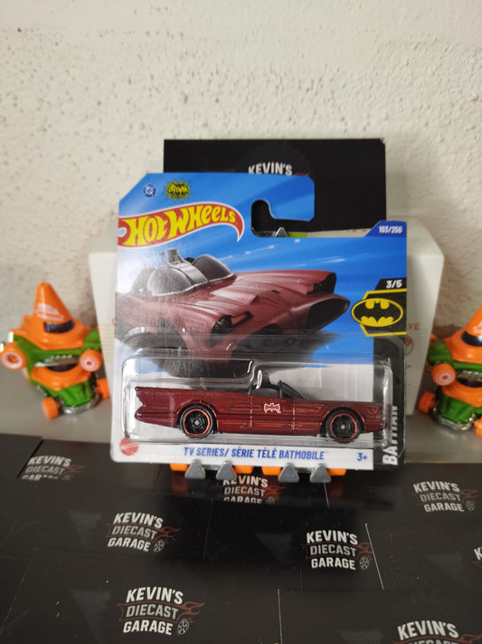 TV SERIES BATMOBILE™ NR103/250 2025