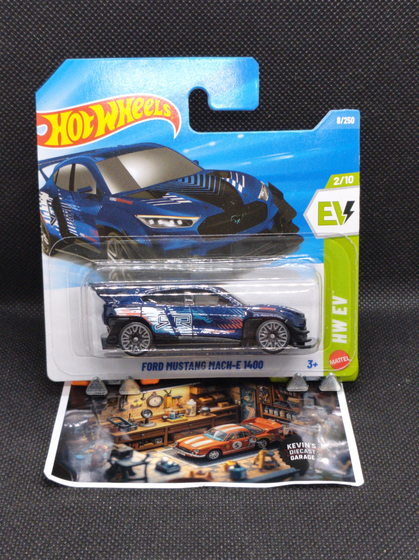 FORD MUSTANG MACH-E 1400 NR8/250 2026