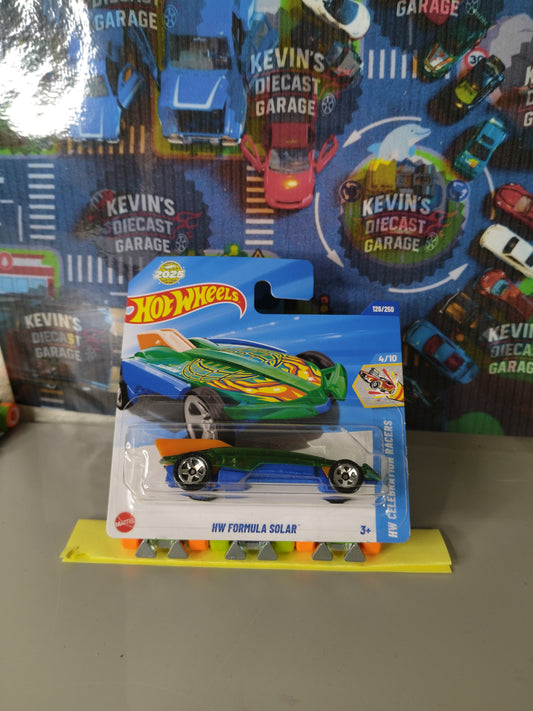 HW Formula Solar™ NR126/250 2025