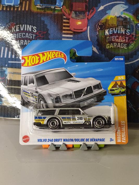 VOLVO 240 DRIFT WAGON NR227/250 2025