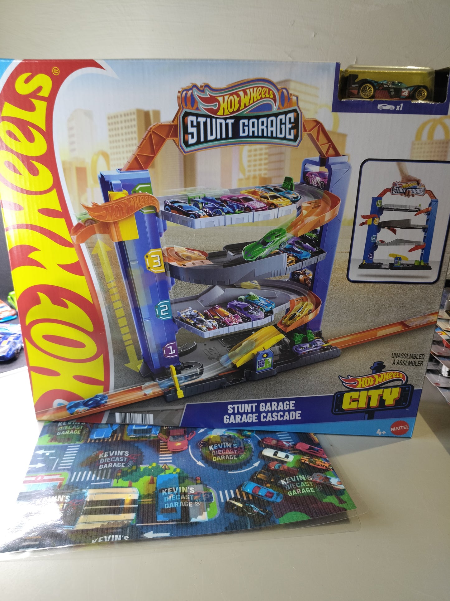 HW CITY STUNT GARAGE